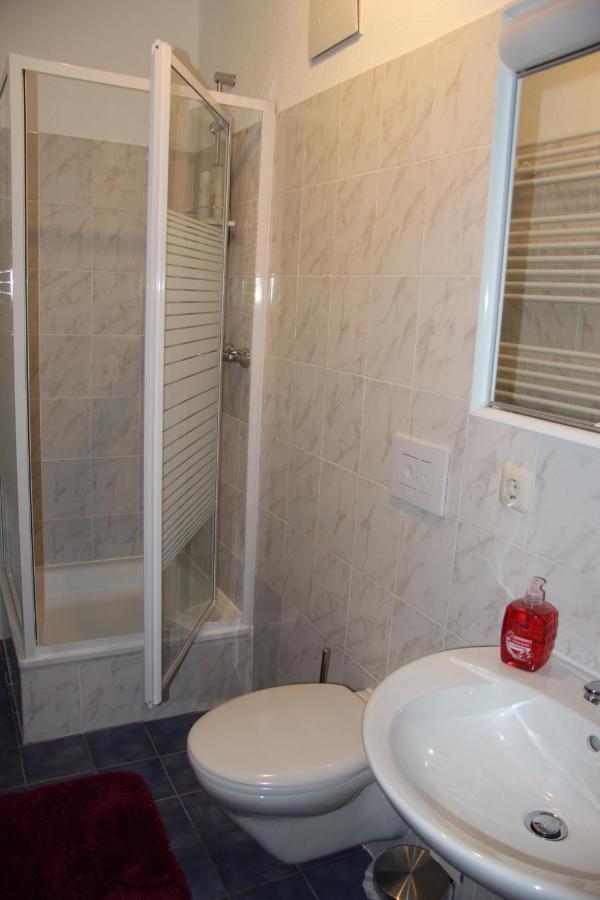 Gemutliche 2 Zimmer Wohnung - Im Herzen Von Trevír Exteriér fotografie